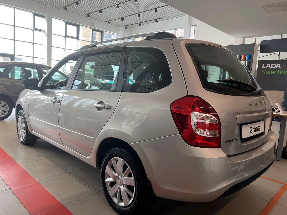Lada Granta Универсал в ваш город - фото №2